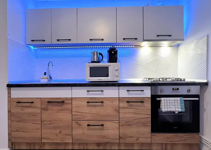 Anastasia アパート 3*