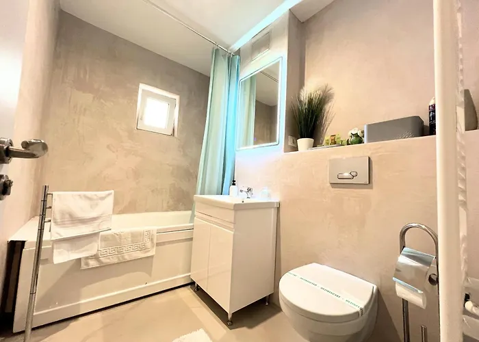 Anastasia アパート コンスタンツァ